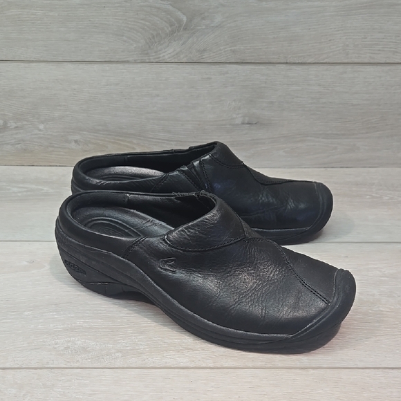 SoldKeen Women's Black Leather Clog Mulr Slip-On Shoes Sz 9 - Picture 1 of 10